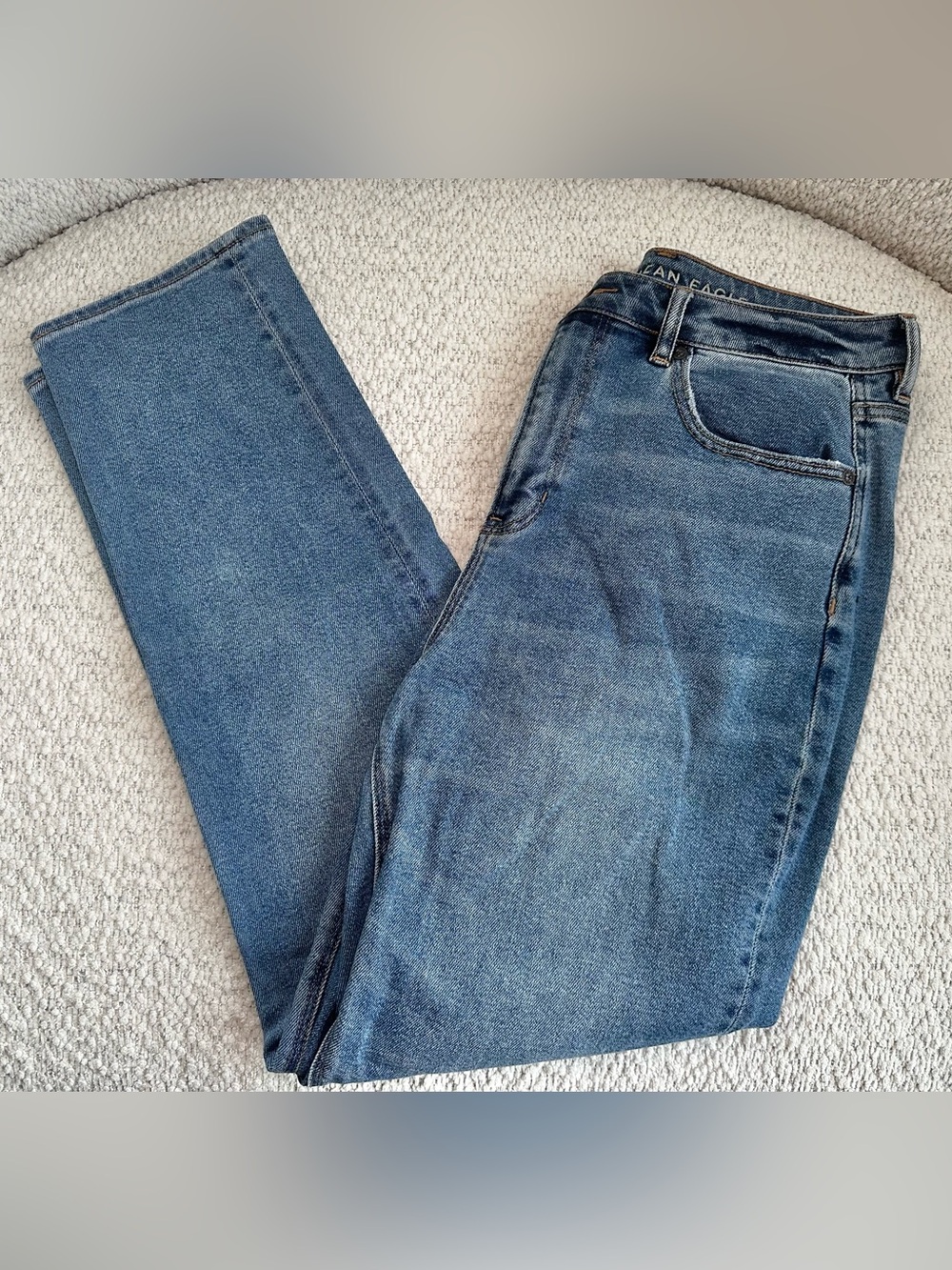 American Eagle Mom Jean